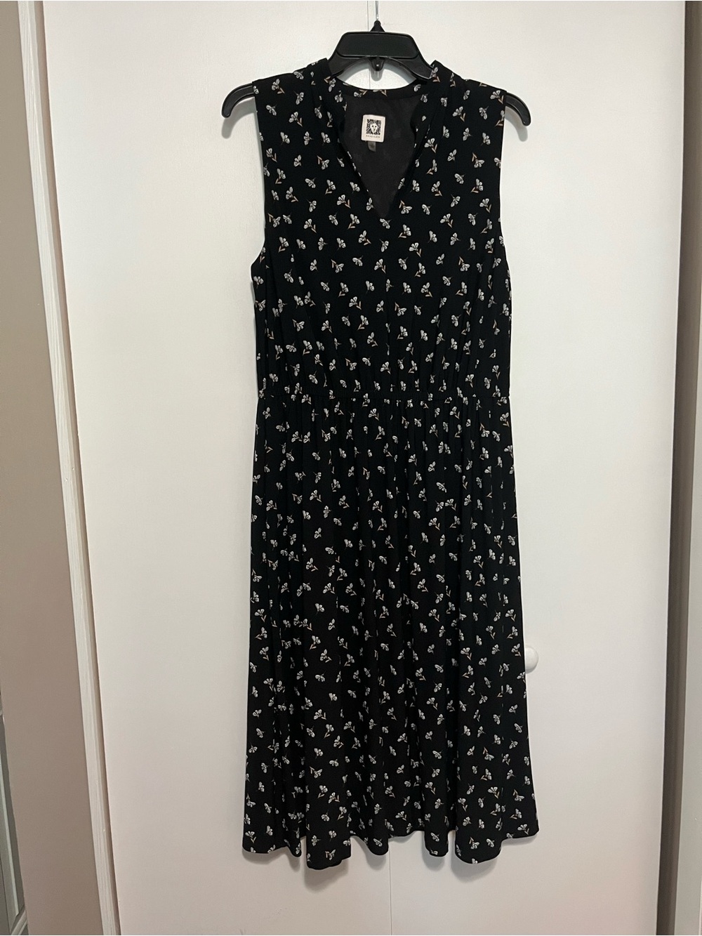 Anne Klein Black Sleeveless Midi Dress with White Floral Print
